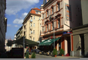 Отель AB Apartments  Карлсбад